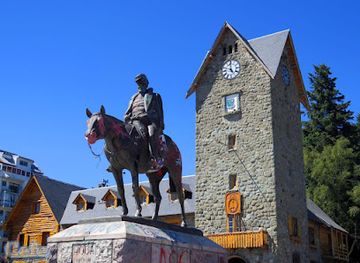 argentina/bariloche/san-carlos-de-bariloche/landmark/monumento-a-julio-argentino-roca