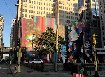 minnesota/minneapolis/downtown-minneapolis/landmark/bob-dylan-mural