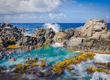 aruba/paradera/landmark/conchi-natural-pool