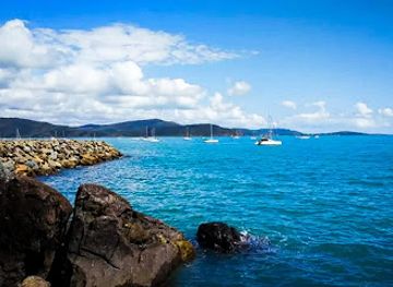 australia/whitsunday-islands/landmark/bicentennial-walkway