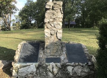 illinois/central-illinois/landmark/rockwell-mound-historic-site