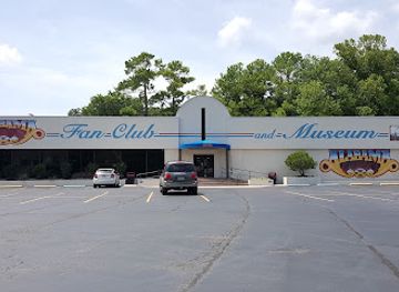 alabama/lookout-mountain/landmark/alabama-fan-club-and-museum
