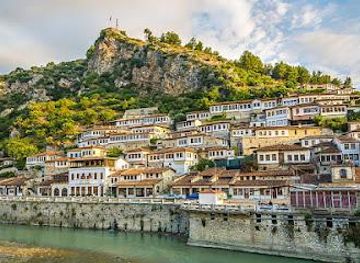 albania/vlore/landmark/berat