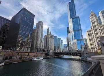 illinois/oak-lawn/landmark/dusable-bridge
