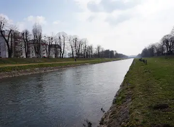 Pirotski kej promenade