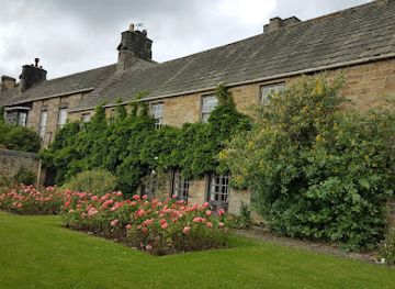 united-kingdom/northumberland-coast/landmark/whalton-manor-gardens-northumberland