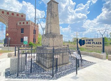 illinois/oak-lawn/landmark/illinois-indiana-boundary-marker