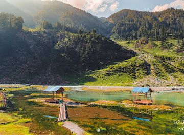 pakistan/swat/landmark/dhamaka-lake