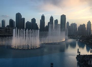united-arab-emirates/dubai/landmark/dubai-mall-waterfalls