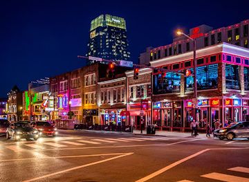 tennessee/northern-middle-tennessee/landmark/honky-tonk-highway