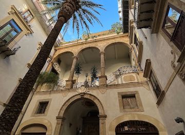 italy/palermo/landmark/the-palm-tree-house