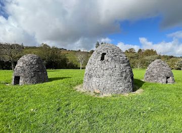 ireland/donegal-bay/landmark/the-little-cells