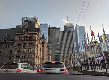 canada/greater-toronto-area/landmark/canadian-provinces-flags-alley