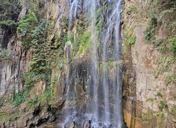 guatemala/verapaces/landmark/catarata-de-urlanta