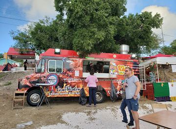 curacao/salina/landmark/koki-riba-bloki-truck-di-pan