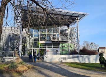 poland/gliwice/landmark/lwy-lezace