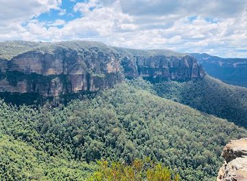 australia/blue-mountains-national-park/landmark/barrow-lookout