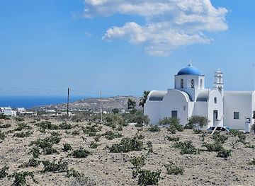 greece/pyrgos/landmark/kardia-santorinis
