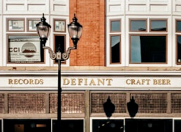 new-hampshire/laconia/landmark/defiant-records-craft-beer