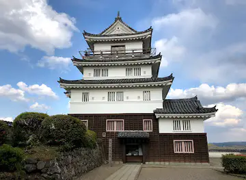 Hirado Castle