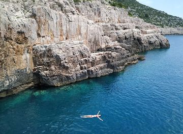 croatia/posavina/landmark/odysseus-cave