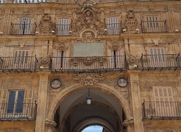 spain/salamanca/landmark/christopher-columbus-monument
