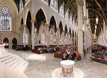 iowa/newton/landmark/cathedral-of-the-holy-cross