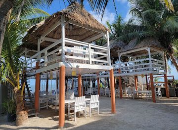 belize/the-cayes/landmark/island-magic-beach-resort