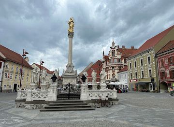 slovenia/central-slovenia/landmark/fontana-na-glavnem-trgu