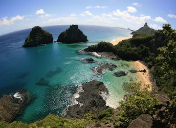 brazil/fernando-de-noronha/landmark/gray-line-fernando-de-noronha