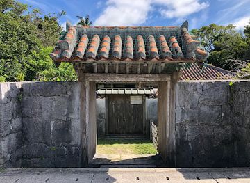japan/ishigaki-island/landmark/miyaradunchi