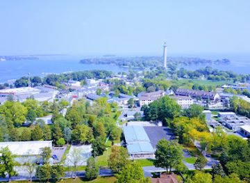 ohio/lake-erie-islands/landmark/perry-s-cave-family-fun-center