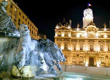 france/rhone-alpes/landmark/bartholdi-fountain