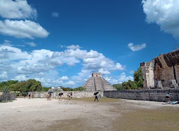 mexico/yucatan-peninsula/landmark/yucatan-chichen-itza