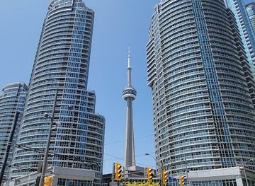 canada/toronto/landmark/cn-tower-photo-spot