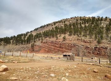 colorado/boulder/landmark/corral-trailhead