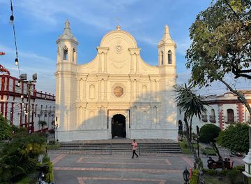 honduras/santa-rosa-de-copan/landmark/st-rose-cathedral-santa-rosa-de-copan