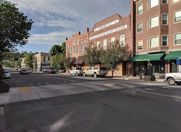 oregon/pendleton/landmark/hamley-co-western-store