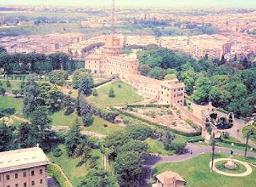 vatican-city/sistine-chapel/landmark/fontana-della-conchiglia