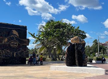 dominican-republic/santo-domingo/mirador-sur/landmark/monumento-a-los-heroes-del-30-de-mayo