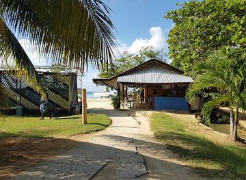 jamaica/ocho-rios/landmark/mahogany-beach