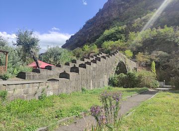 armenia/lori-highlands/landmark/sanahin-bridge