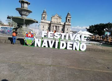 guatemala/guatemala-city/landmark/paseo-de-la-sexta