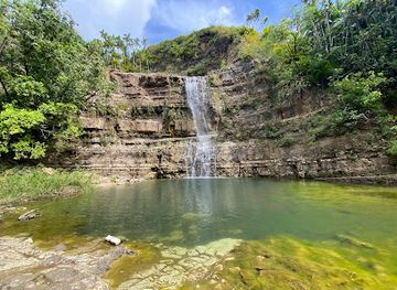 guam/mount-jumullong-manglo/landmark/lower-sigua-falls