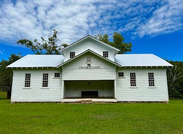 arkansas/ozark-mountains/landmark/union-school-house