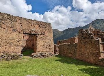peru/machu-picchu/landmark/pumamarca-ruins