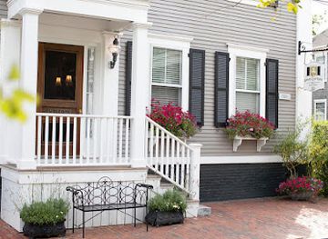 massachusetts/nantucket/landmark/brass-lantern-inn
