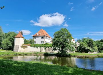 germany/upper-palatinate/landmark/blutenburg-castle