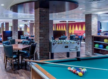 idaho/sun-valley/landmark/lodge-bowling-alley