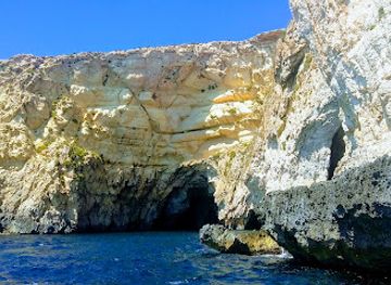 malta/blue-grotto/landmark/blue-grotto-boat-service
